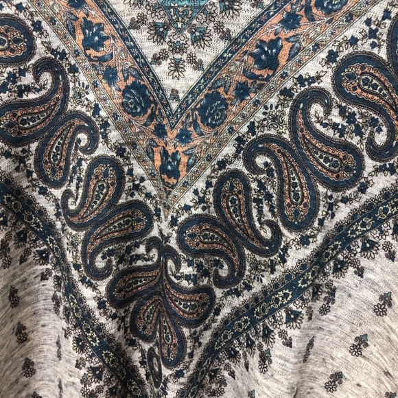 Altar'd‎ State Patterned Top Small - Picture 5 of 7